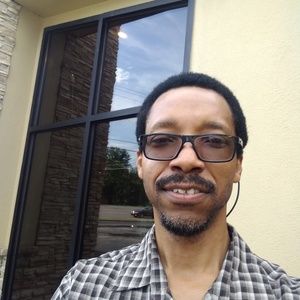 Meet your Posher, Kenneth